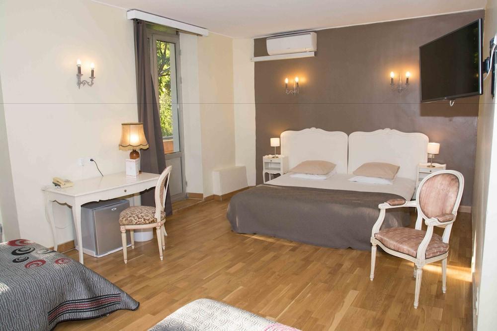 Empire Hotel Nimes Ngoại thất bức ảnh