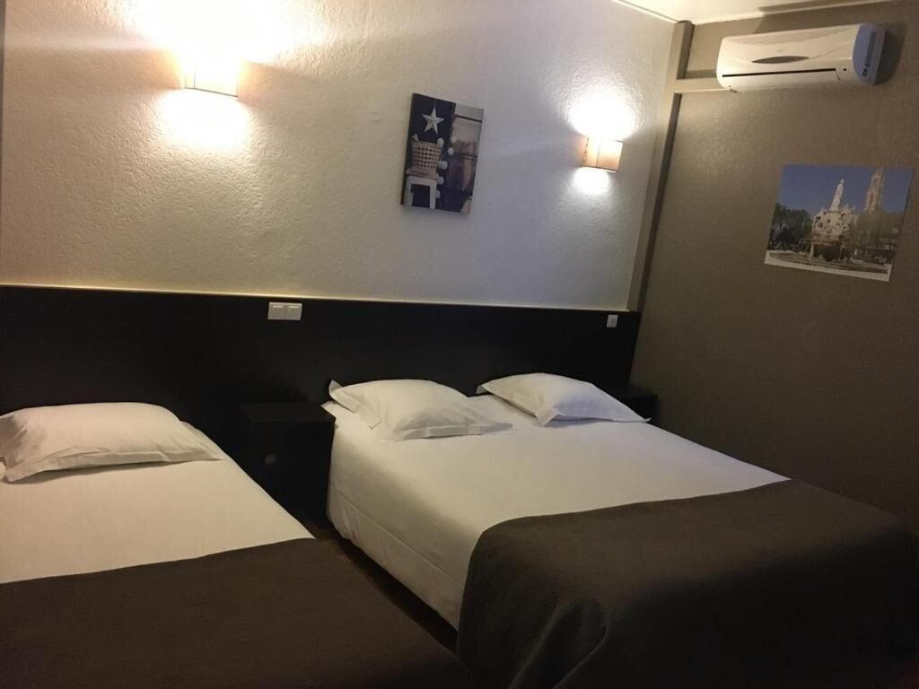 Empire Hotel Nimes Ngoại thất bức ảnh