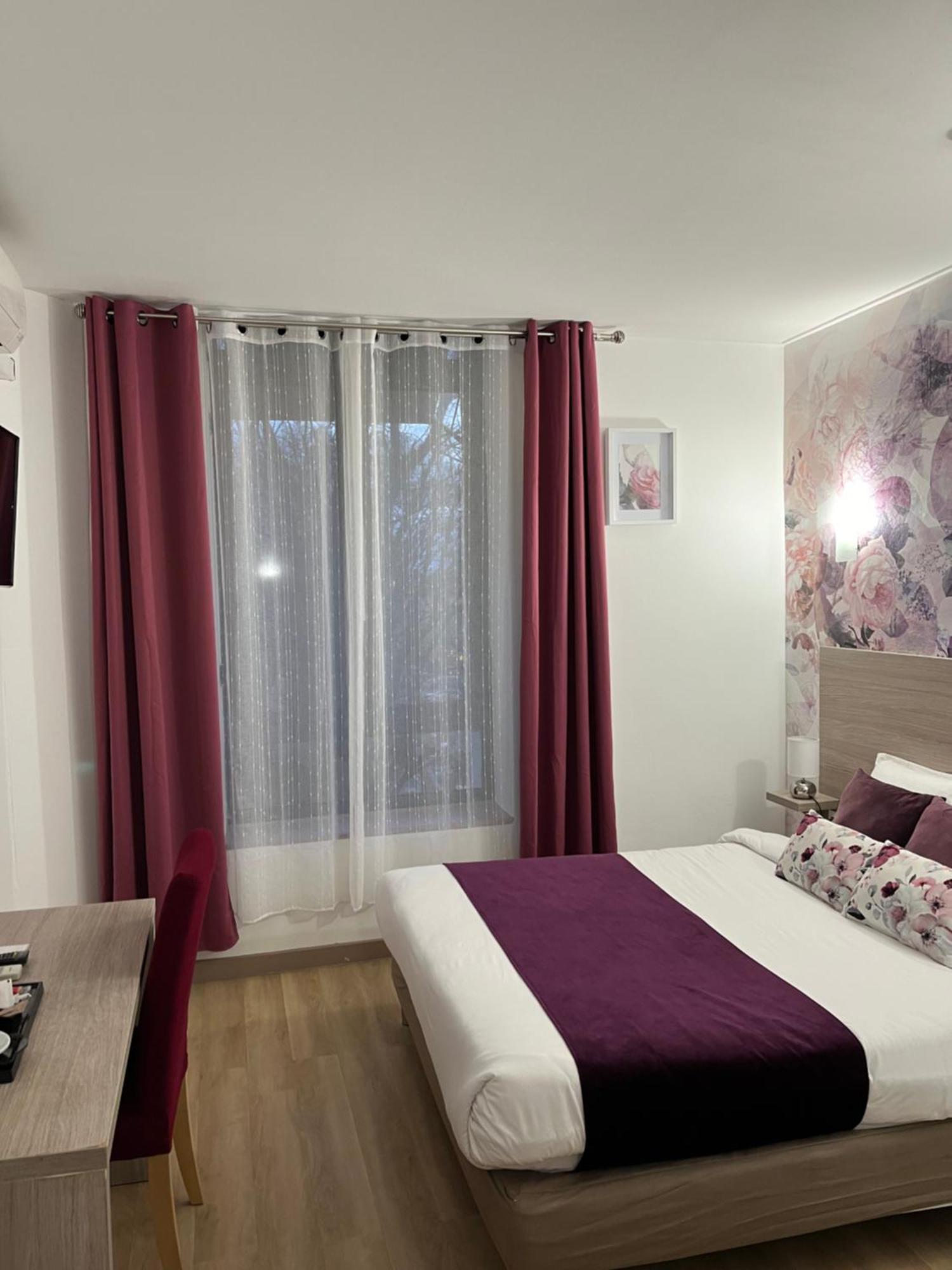 Empire Hotel Nimes Ngoại thất bức ảnh