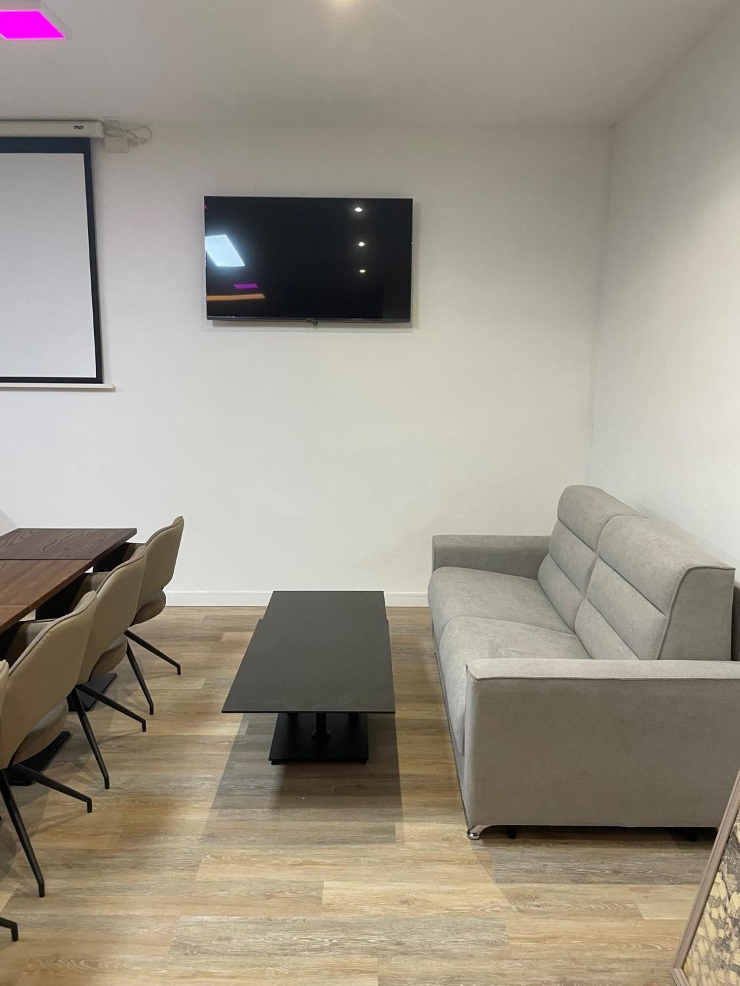 Empire Hotel Nimes Ngoại thất bức ảnh