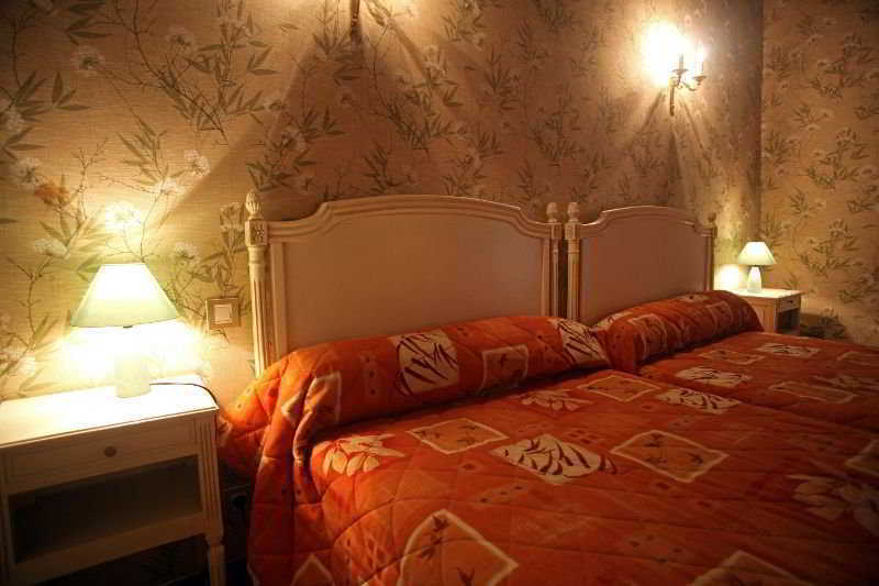 Empire Hotel Nimes Ngoại thất bức ảnh